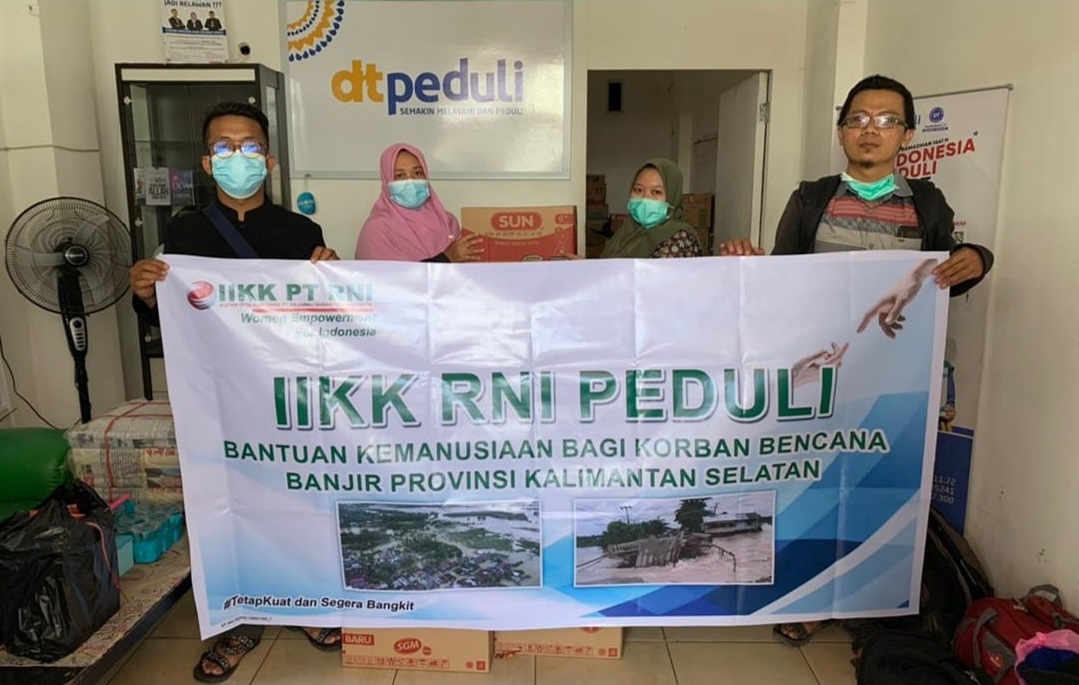 IIKK RNI Peduli Salurkan Bantuan bagi Korban Bencana Banjir Kalimantan Selatan dan Korban Gempa Bumi Sulawesi Barat