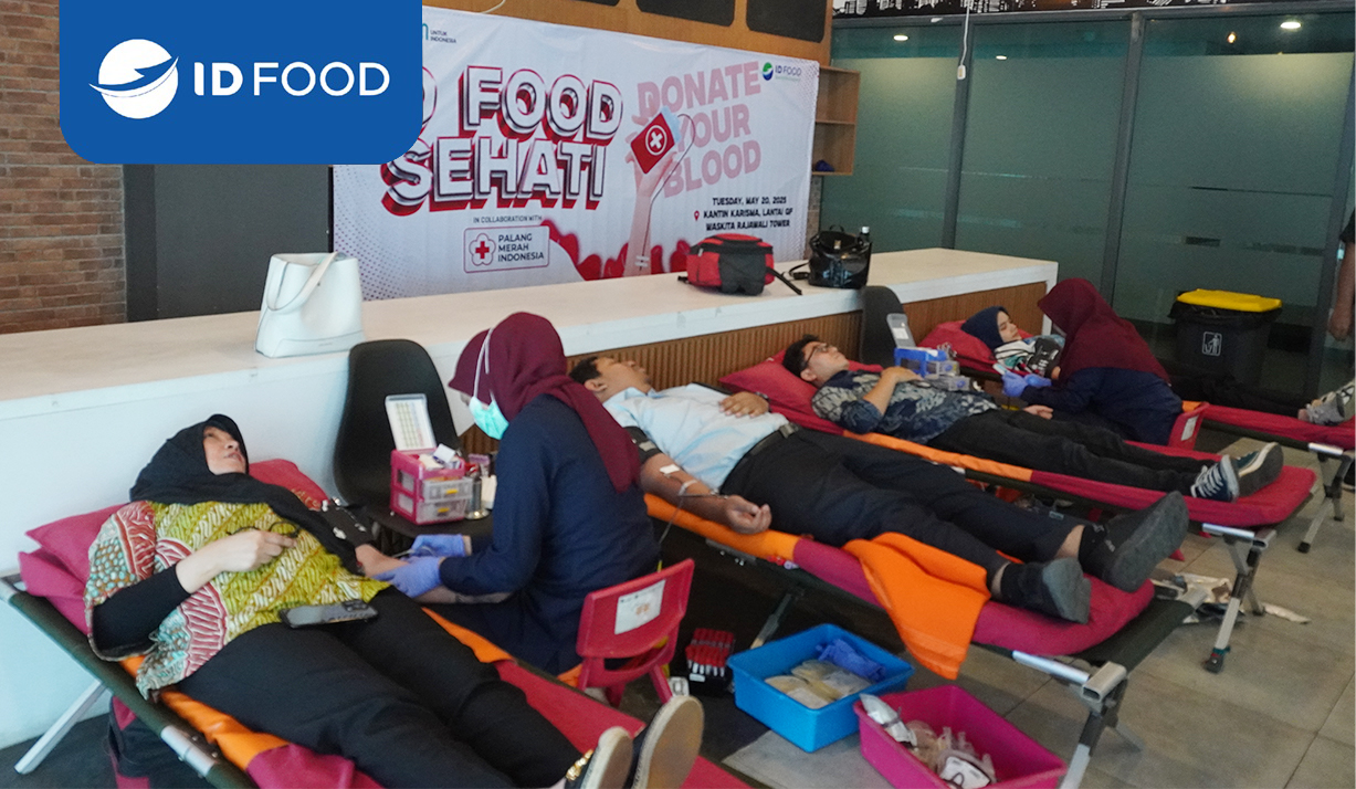 Peringati Hari Kebangkitan Nasional ke-117, ID FOOD dan PMI Gelar Aksi Donor Darah