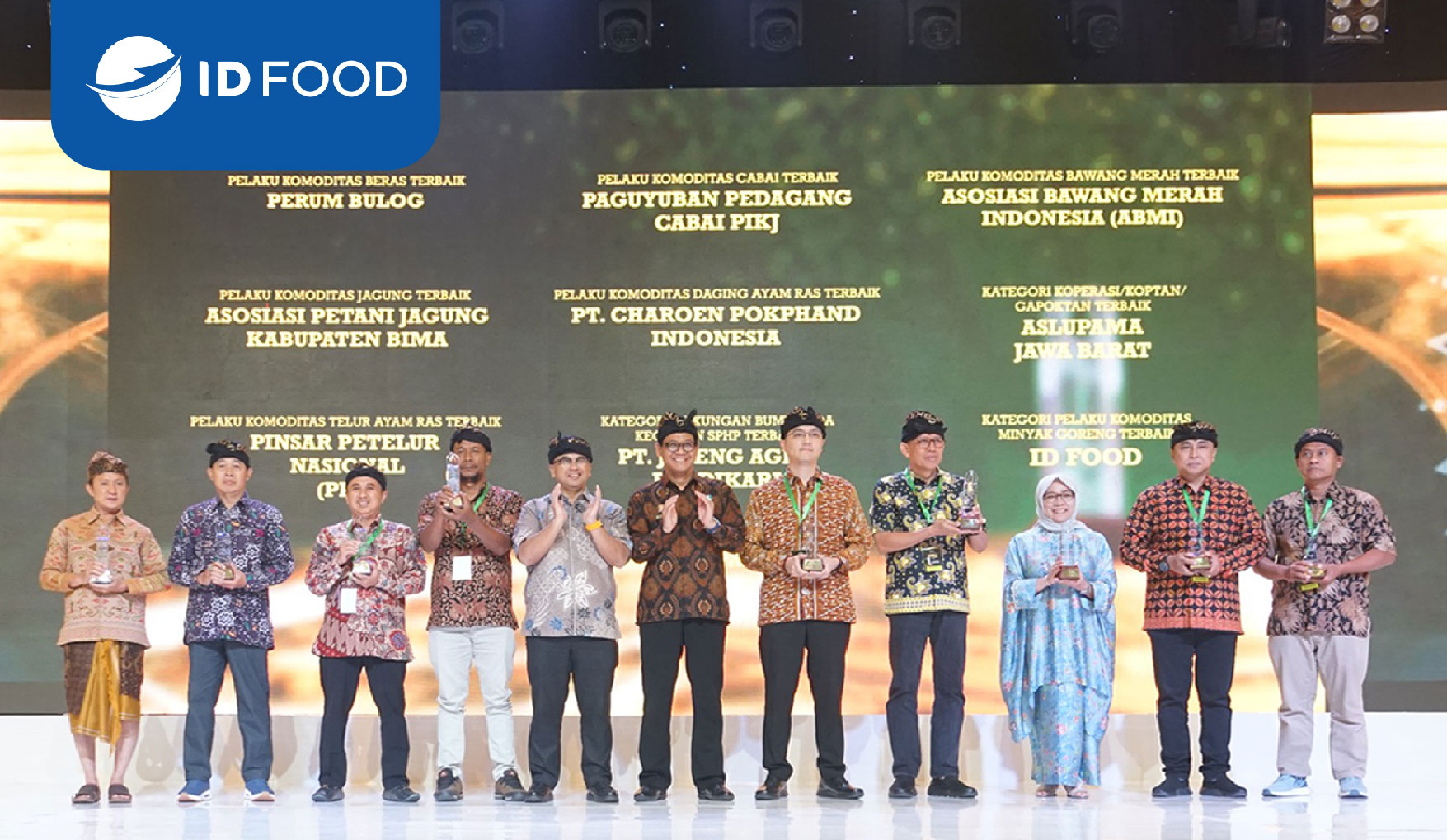 Terus Dorong Pendistribusian Minyak Goreng untuk Jaga Pasokan dan Harga, ID FOOD Raih SPHP Award 2023